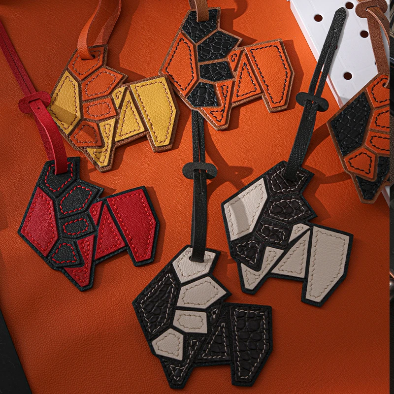 裁鱼手工礼物DIY材料包自制几何狮子真皮羊皮鳄鱼皮包包挂件饰品