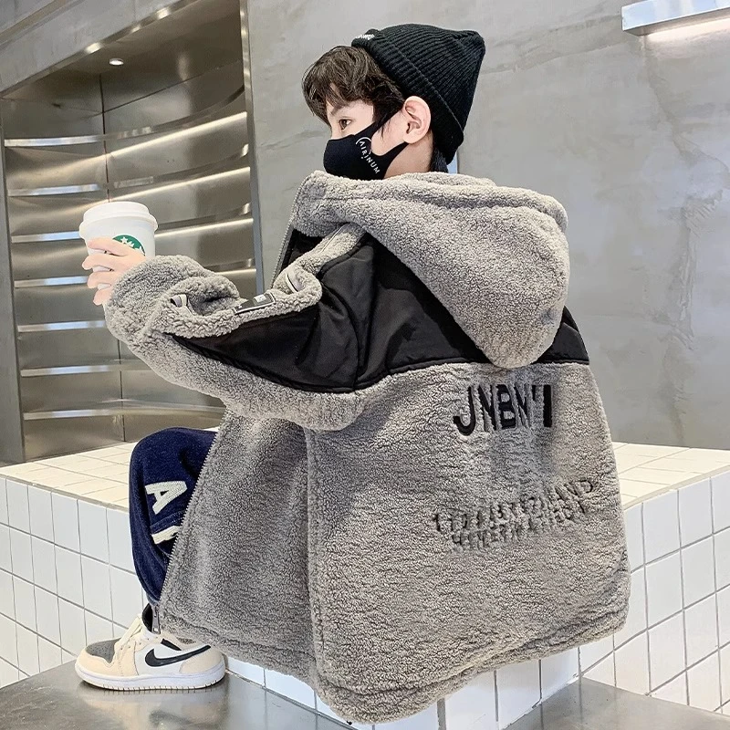 儿童装男童冬装加绒外套2023新款中大童冬季男孩秋冬款加厚毛毛衣