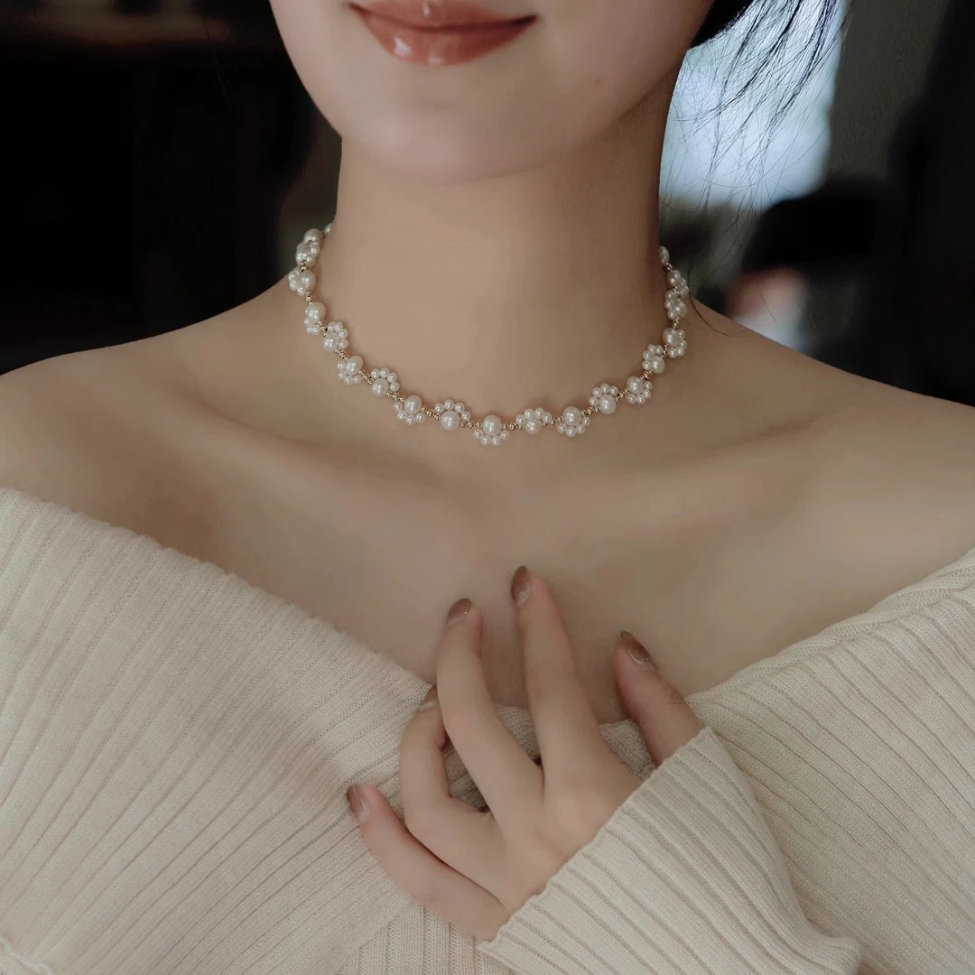 铁合金亚克力项链 猫掌贝珠项链女2024年新款爆款轻奢小众法式锁