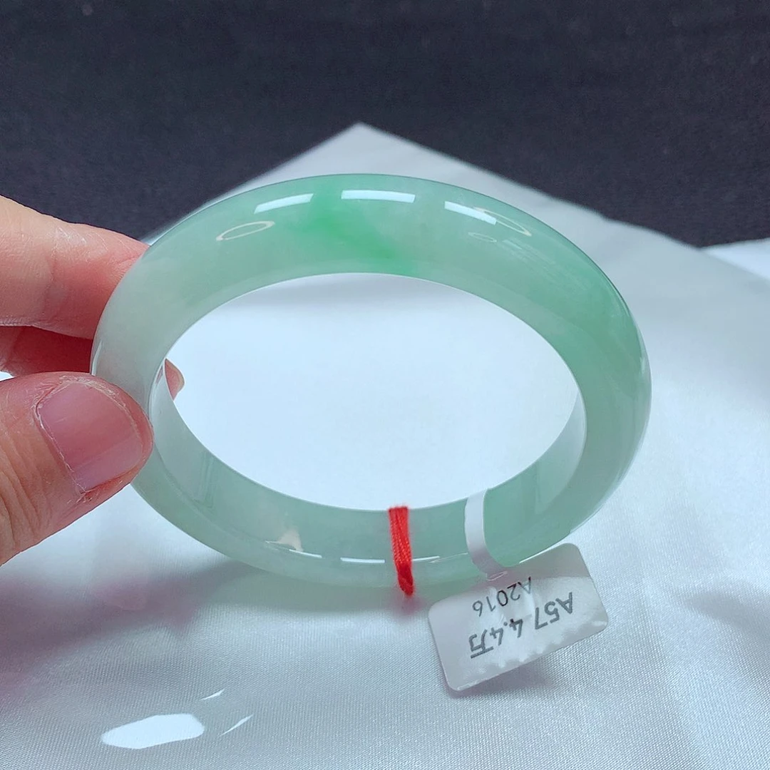 翡翠手镯未镶嵌手镯57