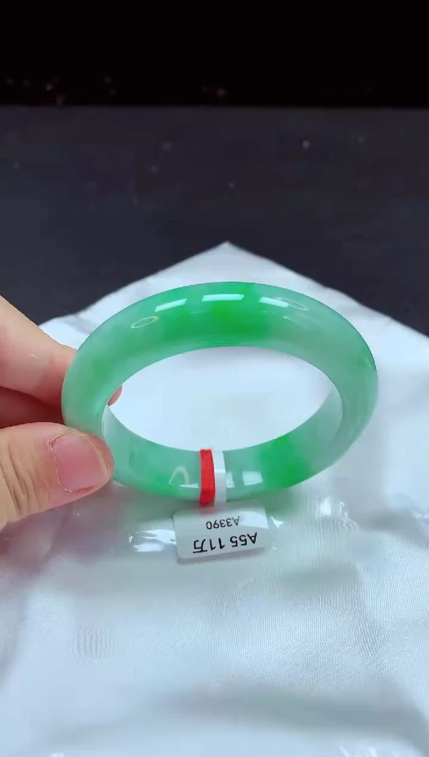 【闪购商品】翡翠手镯未镶嵌手镯55
