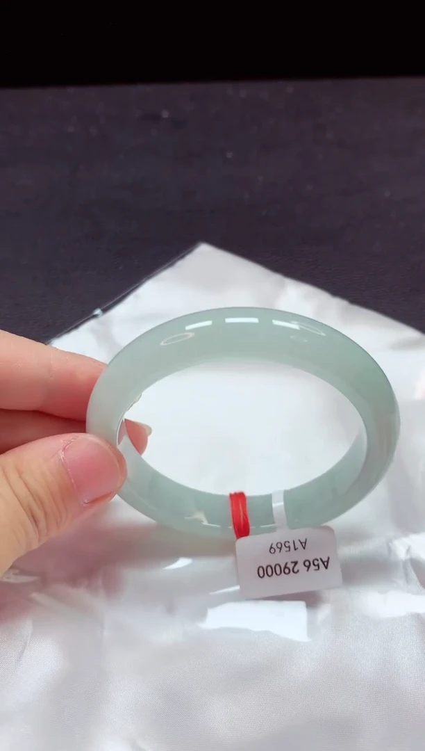 【闪购商品】翡翠手镯未镶嵌镯子56+