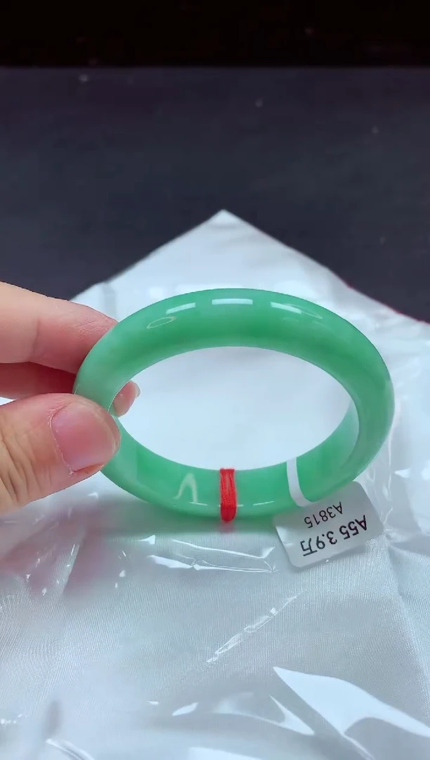 【闪购商品】翡翠手镯未镶嵌镯子55