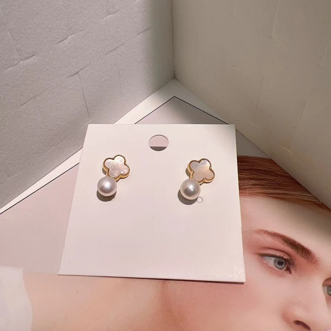 淡水珍珠甜美小耳钉白色时尚