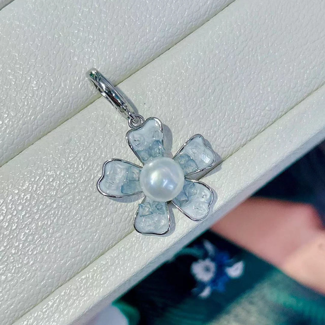 珍珠花瓣万能扣吊坠项链温柔知性