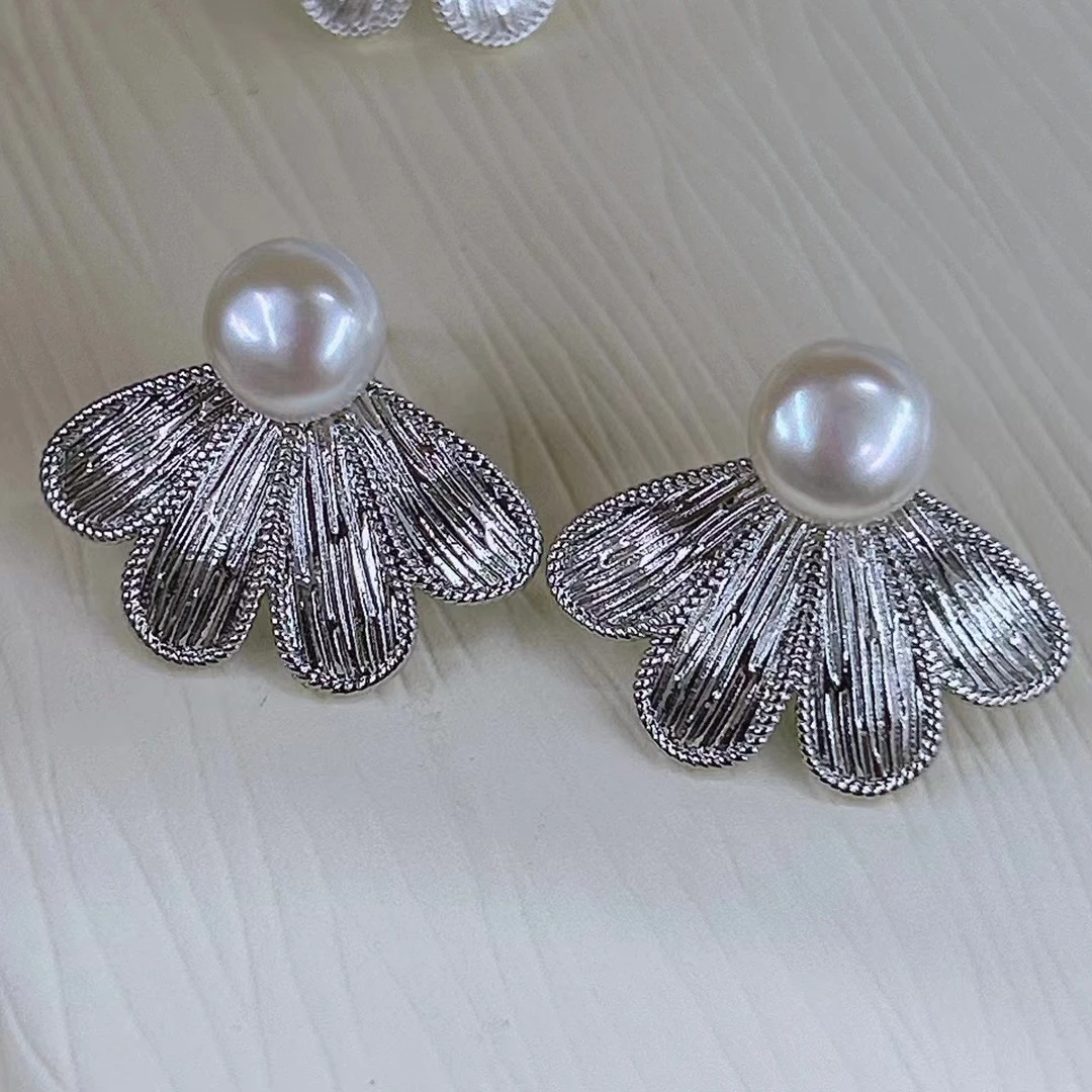 拉丝花瓣珍珠耳环轻奢小众独特设计甜美精致