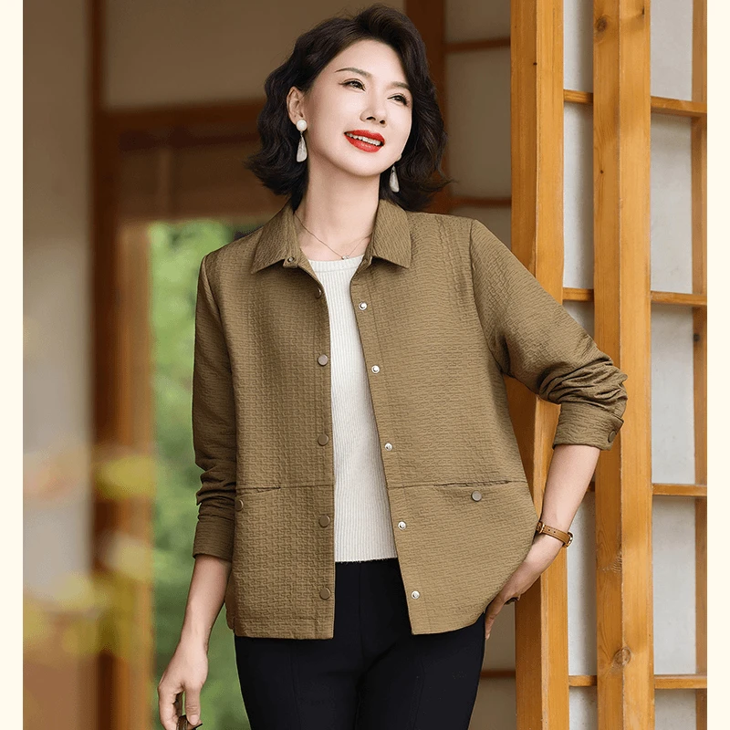 中年妈妈秋装风衣外套2024新款洋气大码中老年女装休闲夹克上衣薄