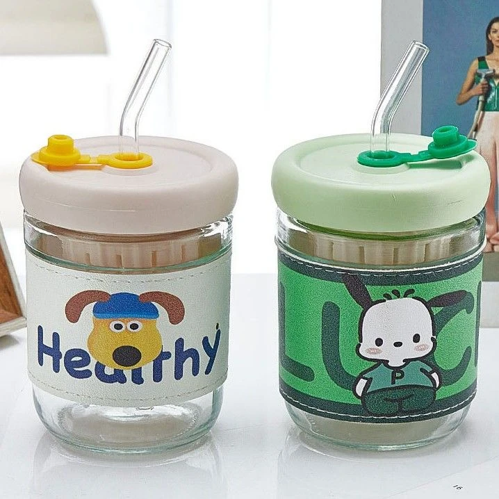 网红卡通玻璃吸管杯隔热杯套水杯随行学生礼品杯玻璃牛奶咖啡杯qq