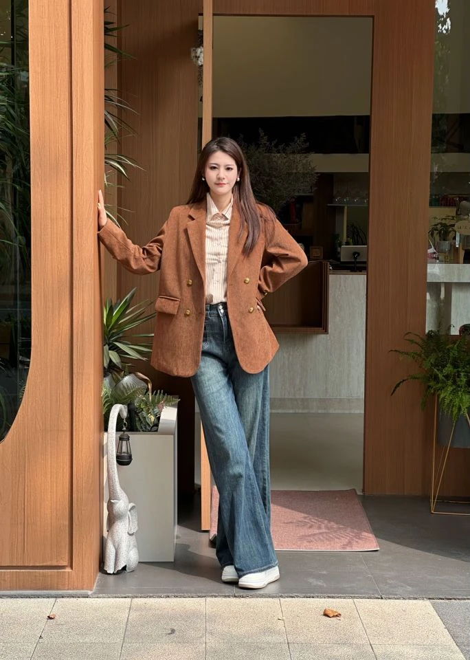 秋冬新款轻奢雪尼尔绒女西装外套24100