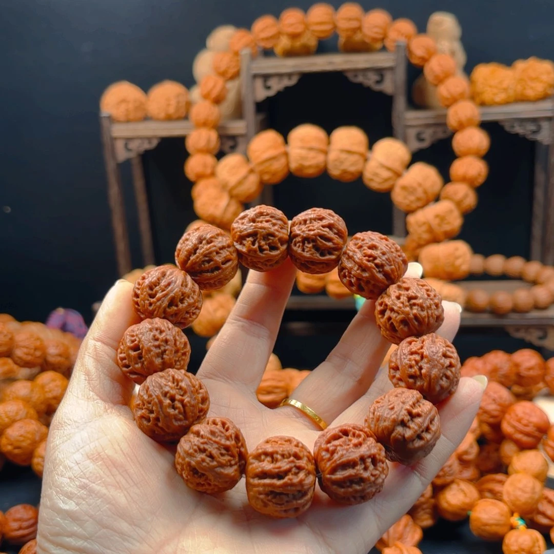 文玩核桃把件三*水核桃手串