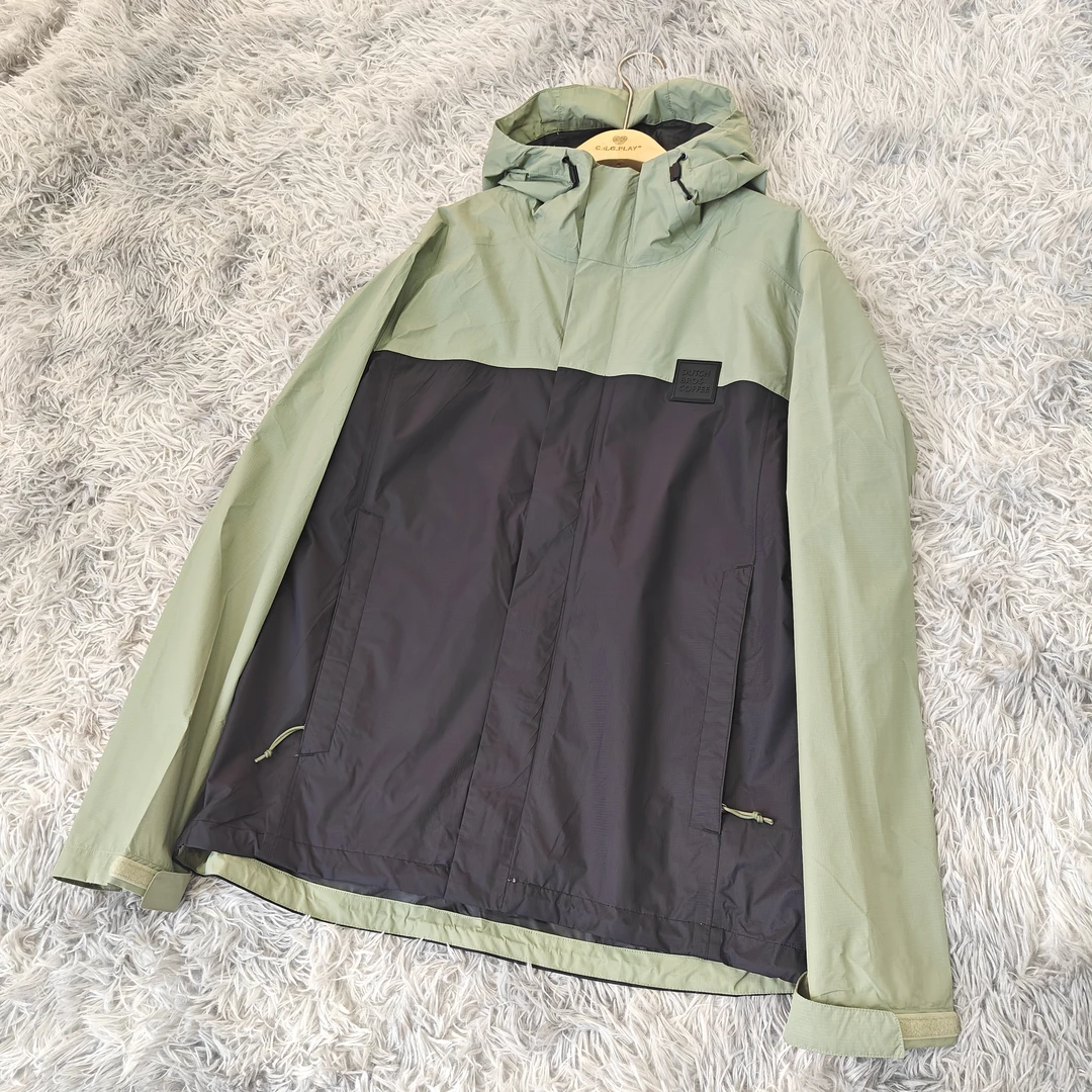 情侣款休闲时尚百搭防风防水牙胶冲锋衣2589