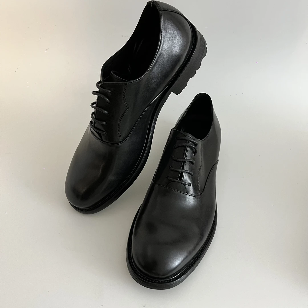 时尚男士商务皮鞋黑色圆头系带男鞋英伦风百搭真皮大底透气休闲潮