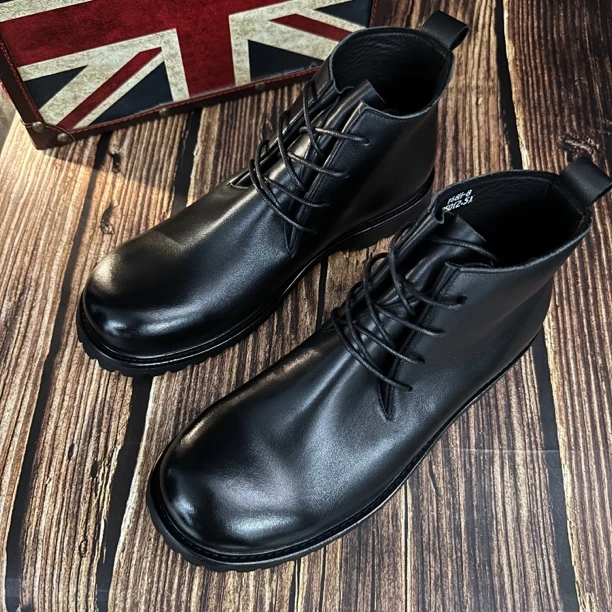 休闲马丁靴男士真皮马丁靴复古高帮机车短靴户外时尚厚底工装靴