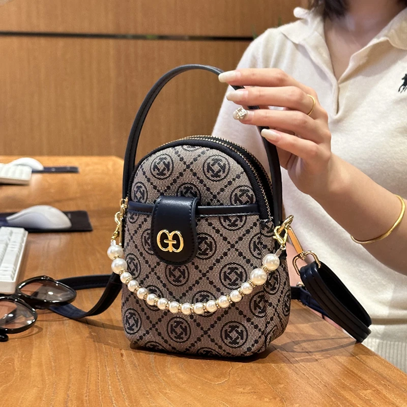 手提小包包珍珠装饰手机包轻奢风时尚单肩斜挎包