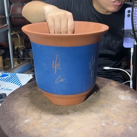 紫砂20CM（含）-50CM（不含）蓝梦中