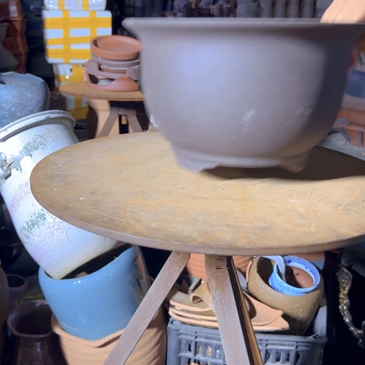 紫砂20CM（含）-50CM（不含）28+28素面金钟