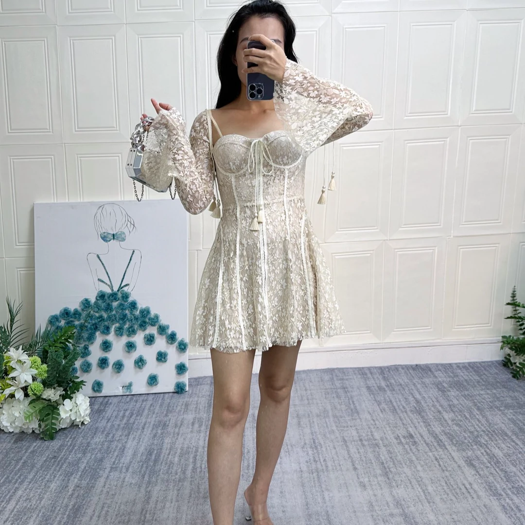 玖玖高奢小香风蕾丝长袖气质收腰小众连衣裙