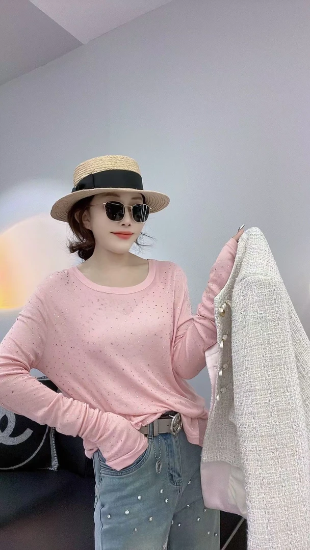 24006-韩版设计感满钻显瘦微透大码重工烫钻圆领长袖夏季防晒衫