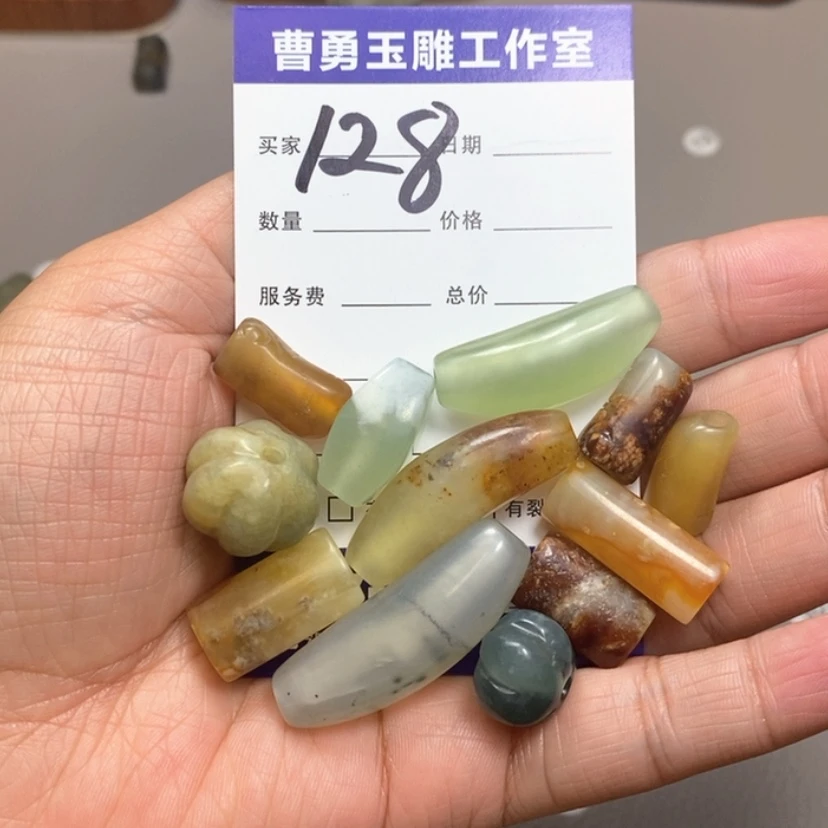 【闪购商品】蛇纹石玉吊坠(不含链)未镶嵌张*说