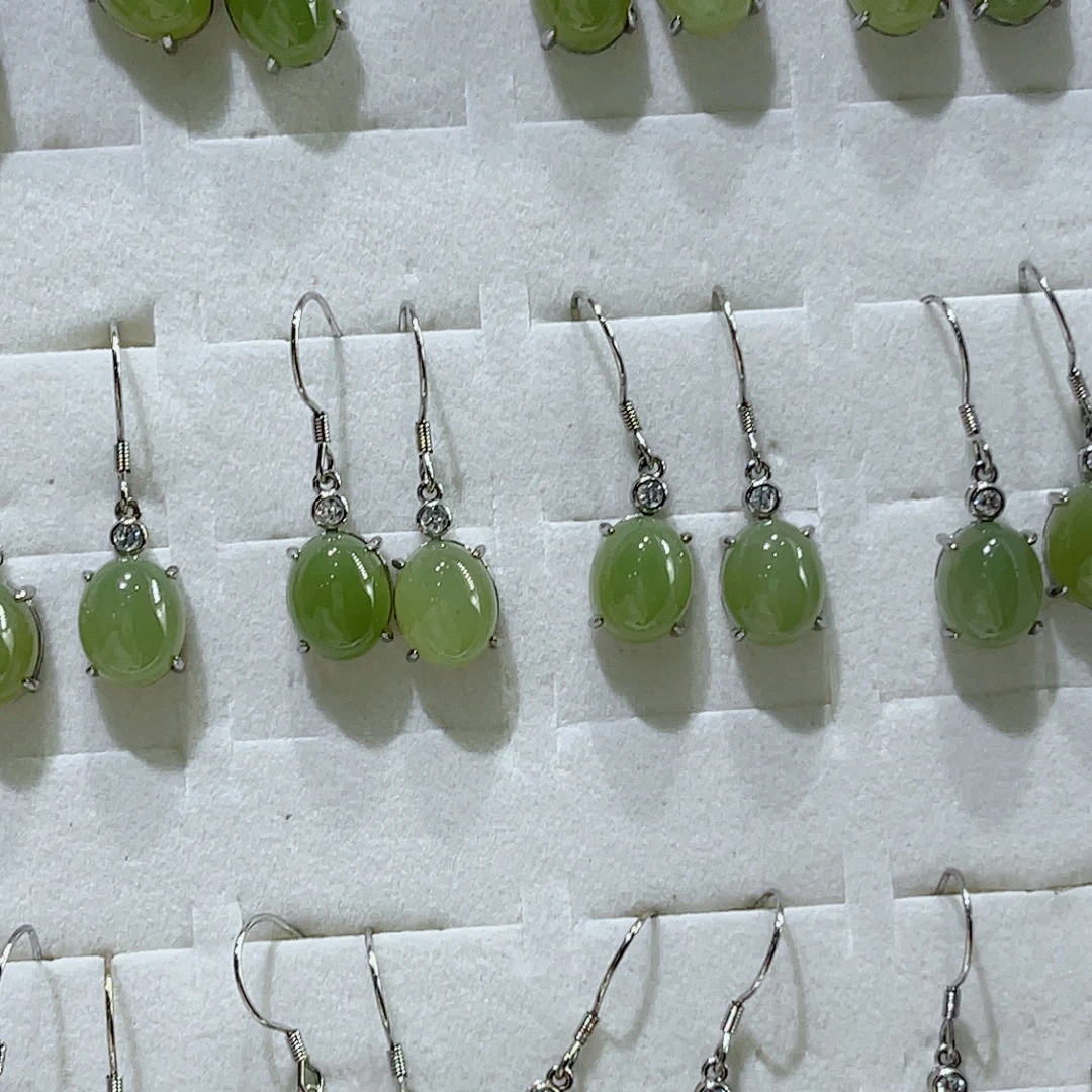 银镶和田玉蛋面耳环（拍一发一多样性发货）