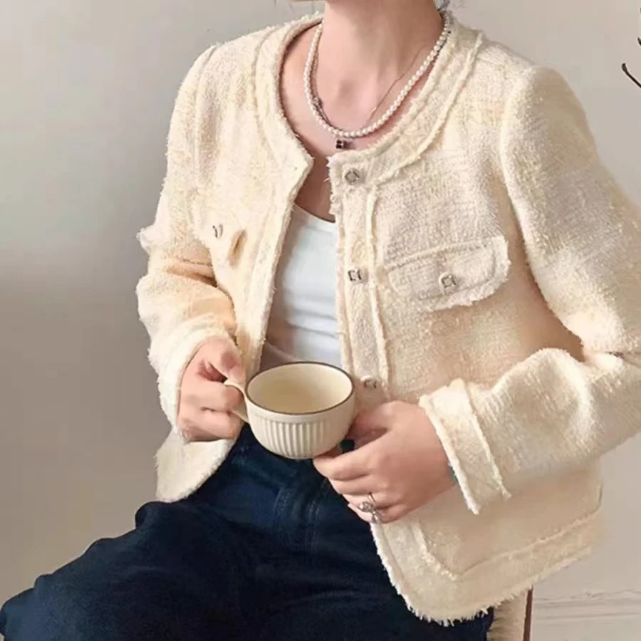 蜗牛家档口尾货简约气质款百搭设计款小香风外套9902