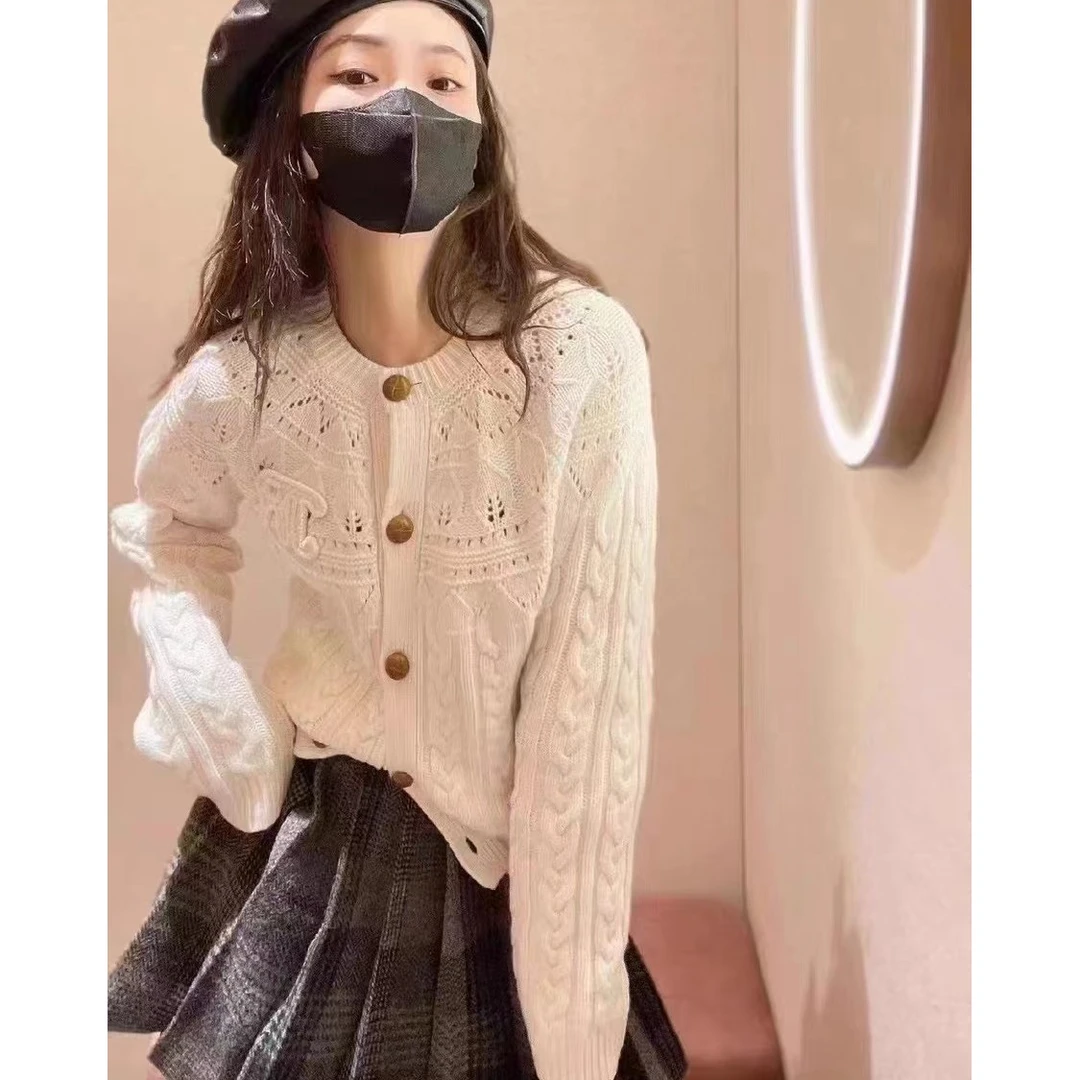2024年秋季新款时尚上衣宽松复古单排扣针织衫毛衣开衫外套