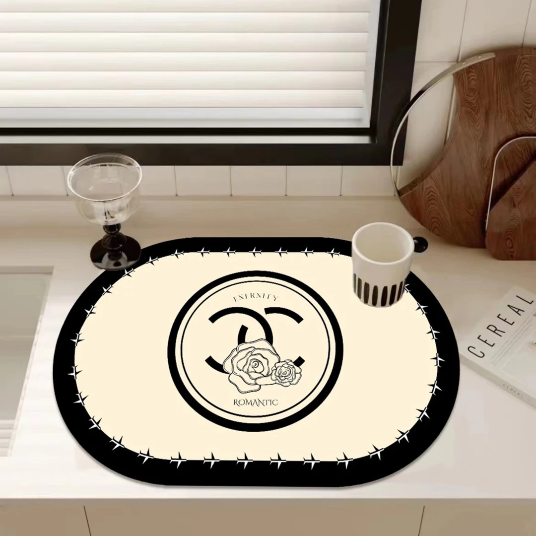 小香风软硅藻泥沥水垫