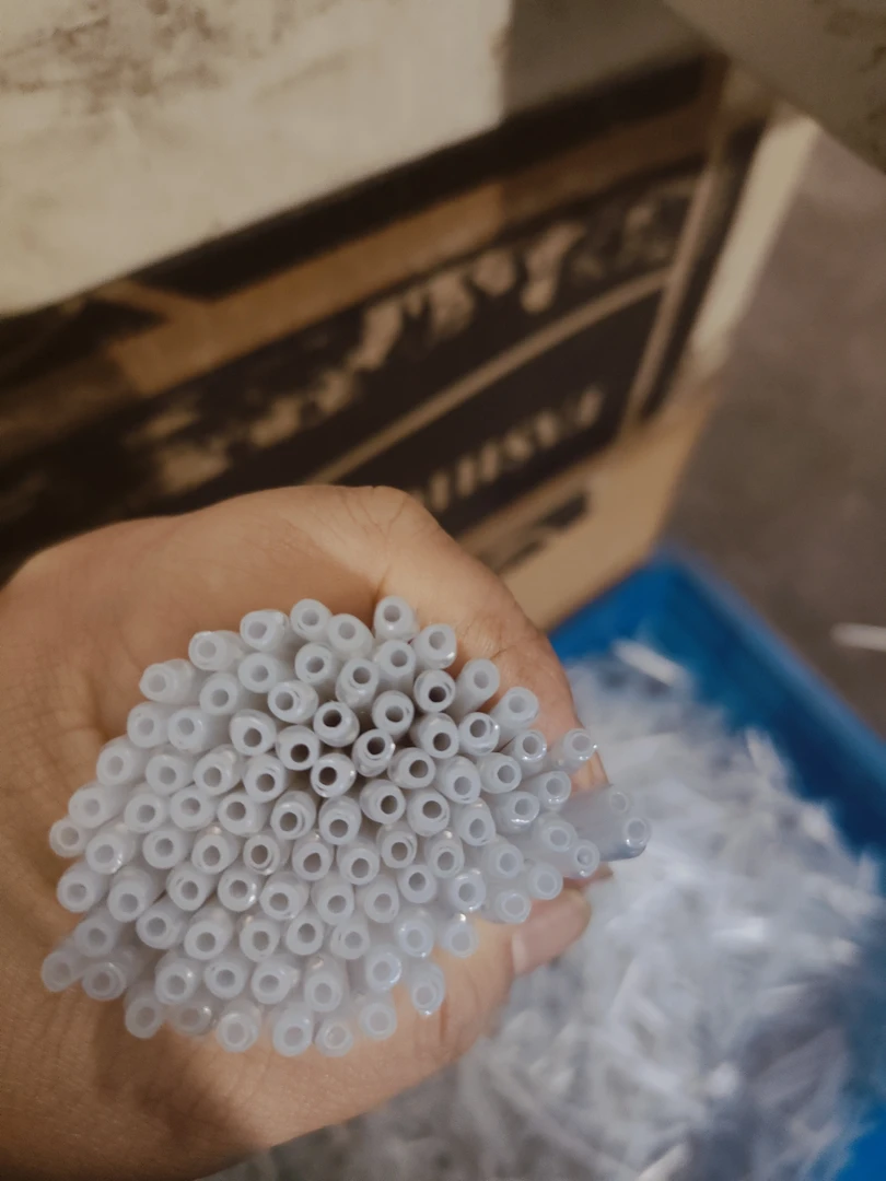 热缩管。热缩套管，皮线热缩管