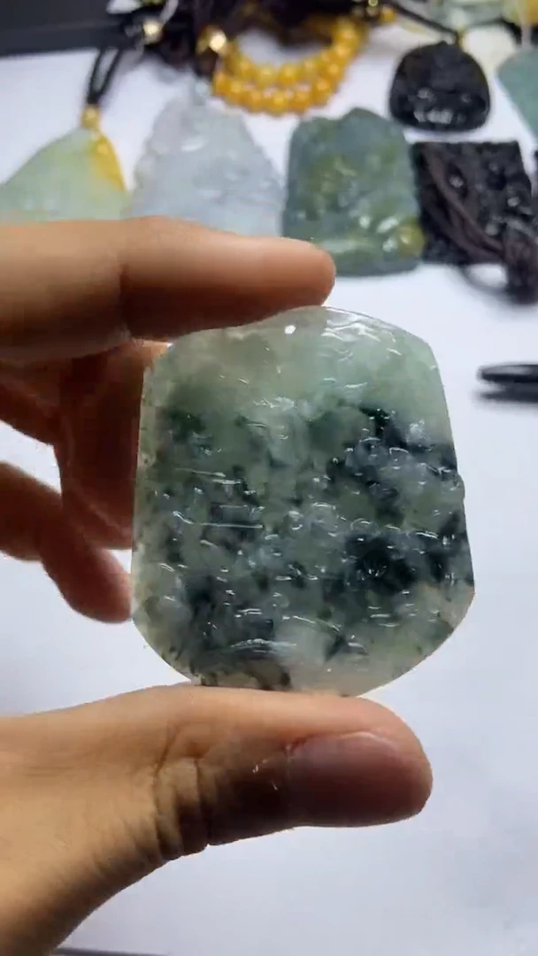【闪购商品】翡翠颈饰未镶嵌天然翡翠 有瑕疵 仔细听主播讲解