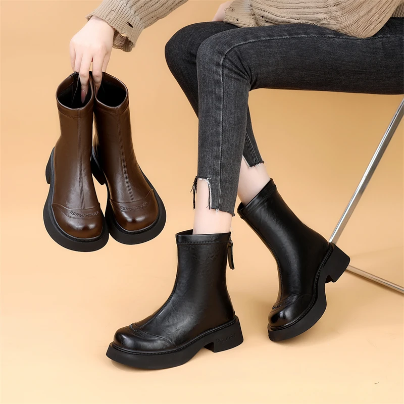 英伦风软皮切尔西瘦瘦短靴女2024秋冬新款软皮爆款简约圆头烟筒靴