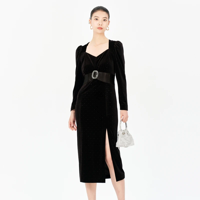 BADINA连衣裙133U120