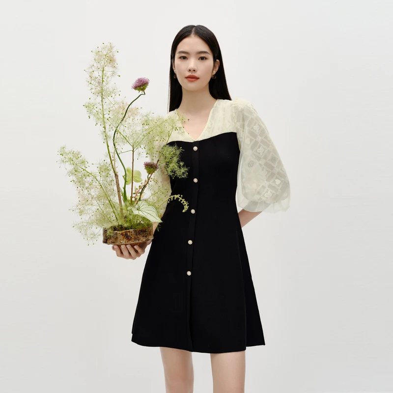 BADINA显瘦灯笼袖蕾丝连衣裙高级感中袖收腰裙子633U032