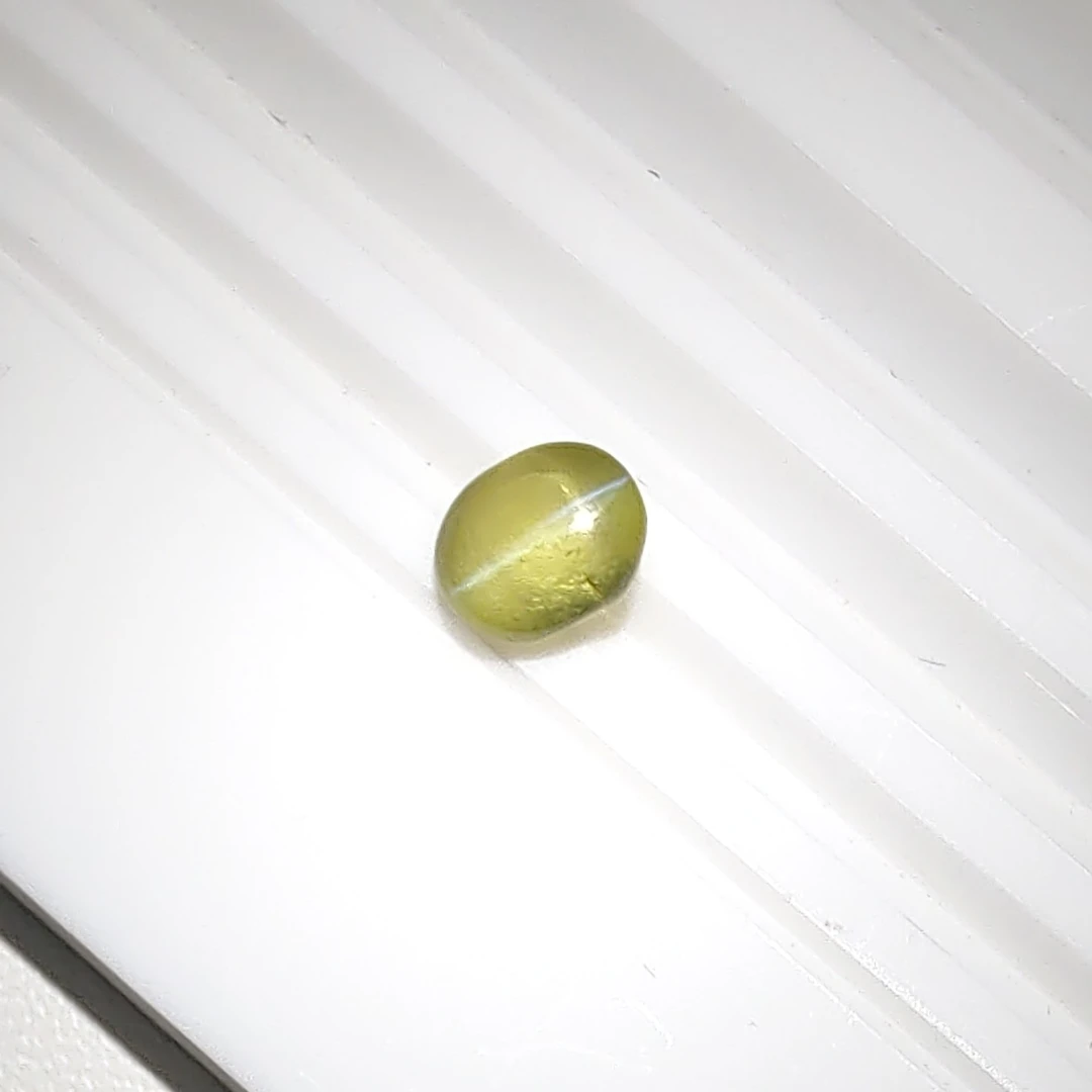 天然无处理 金绿猫眼石 裸石 戒面 6.2*5.8 1.3 ct