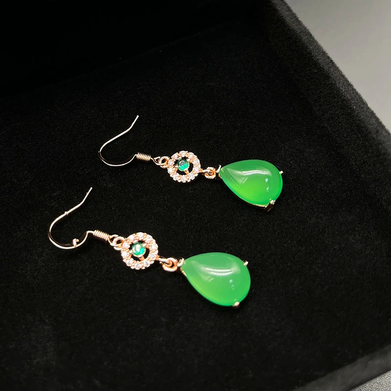 纯天然玛瑙水滴子绿色耳环时尚简约款