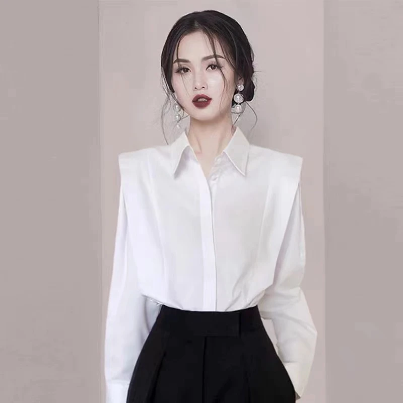 洋气时尚高级感职业正装衬衫女2025春装新款女装白色翻领长袖上衣