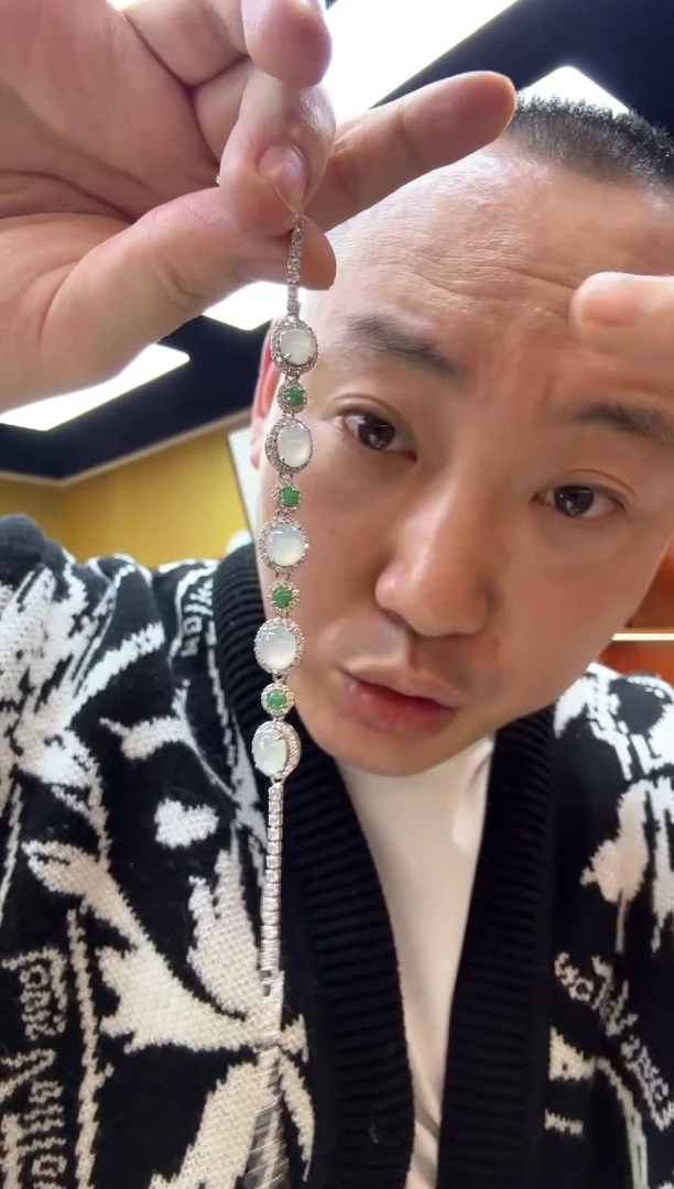 【闪购商品】翡翠挂件银S925镶嵌高冰蛋面手链（多样性）