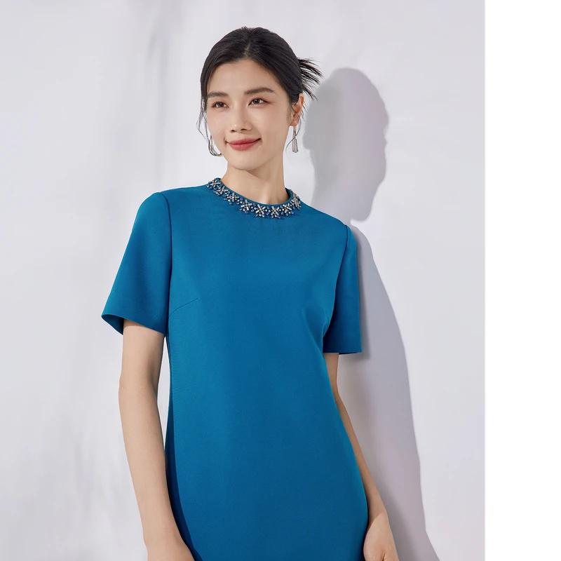粉蓝衣橱2025夏装新款精简重工钉钻精致优雅短袖连衣裙女裙子