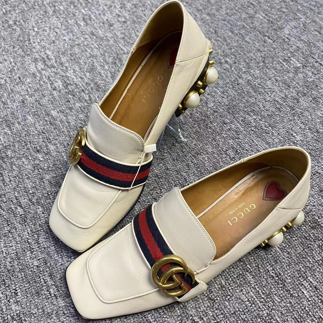 GUCCI/古驰仔仔女鞋折扣 白色方头双G金扣粗跟珍珠乐福鞋36码 169