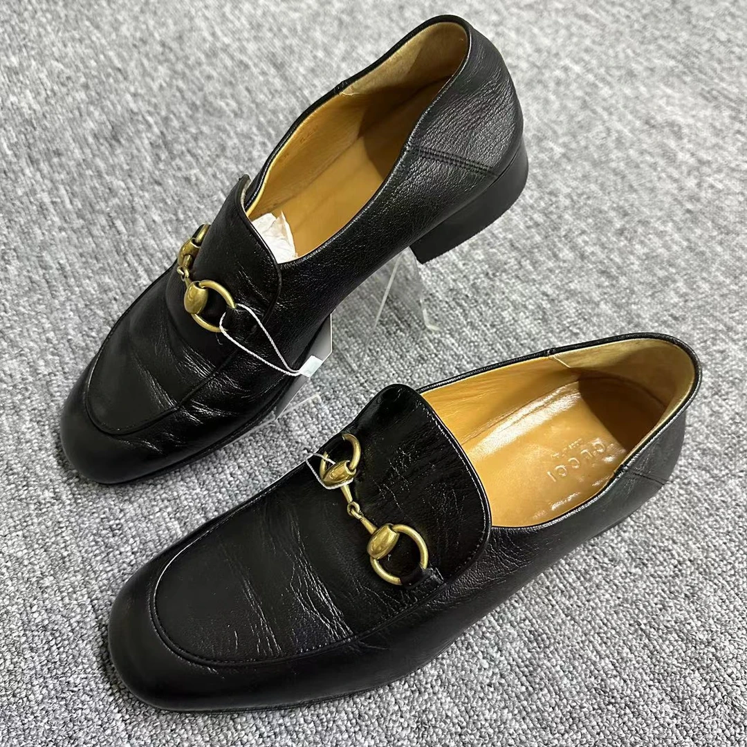 GUCCI/古驰仔仔女鞋折扣 黑色圆头金色马衔扣时尚乐福鞋 38码 050