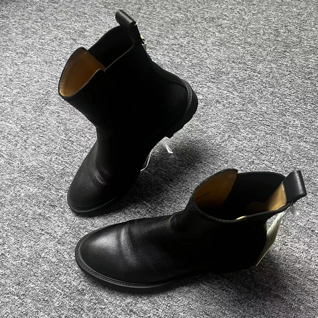 99新 FERRAGAMO/菲拉格慕 35.5码/仔仔女鞋黑色尖头时尚短靴1412