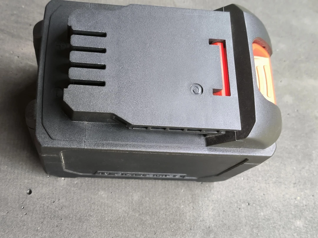 东城大容量电动工具锂电池20V