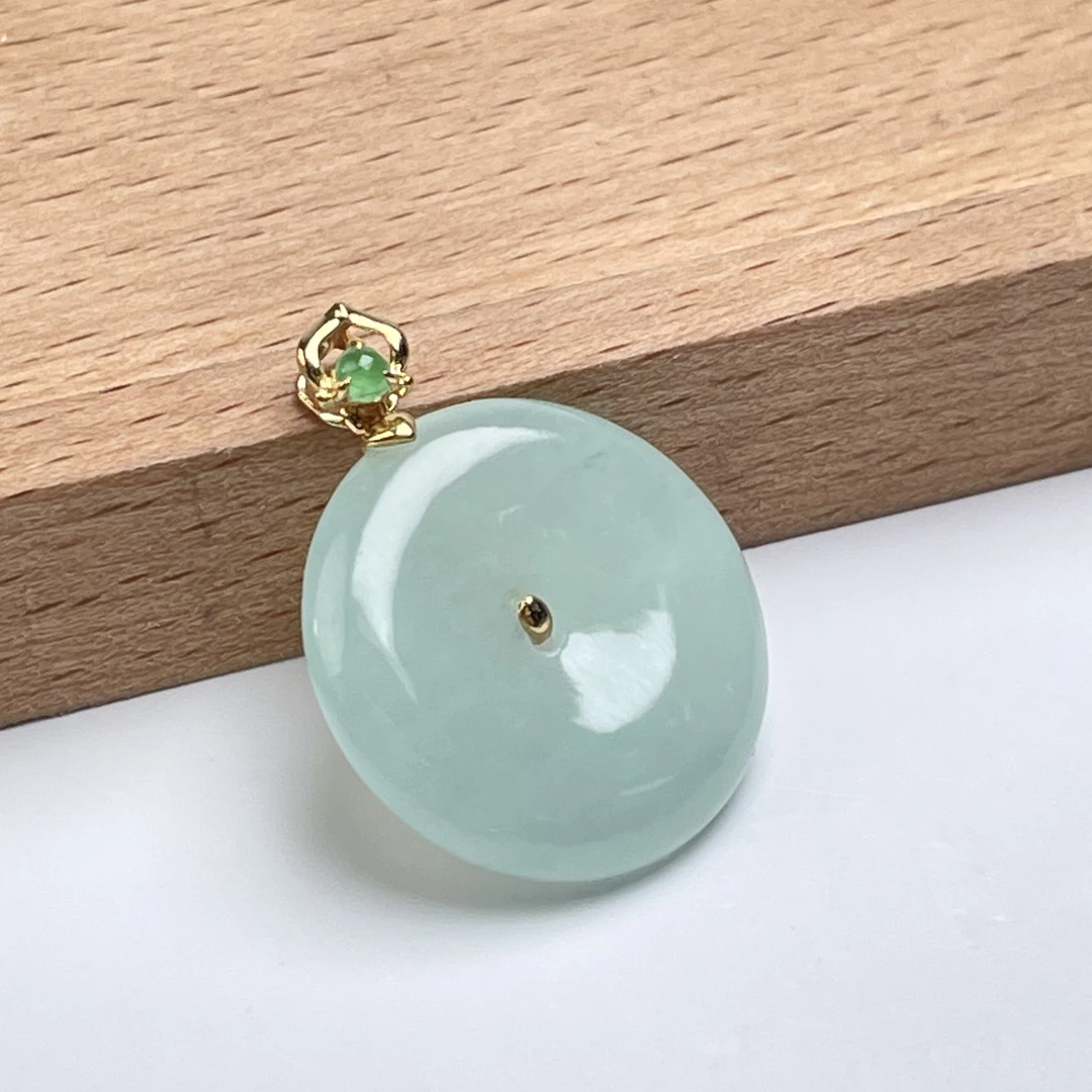 菲菲珠宝好*18K翡翠平安扣吊坠约25mm/多样性发一