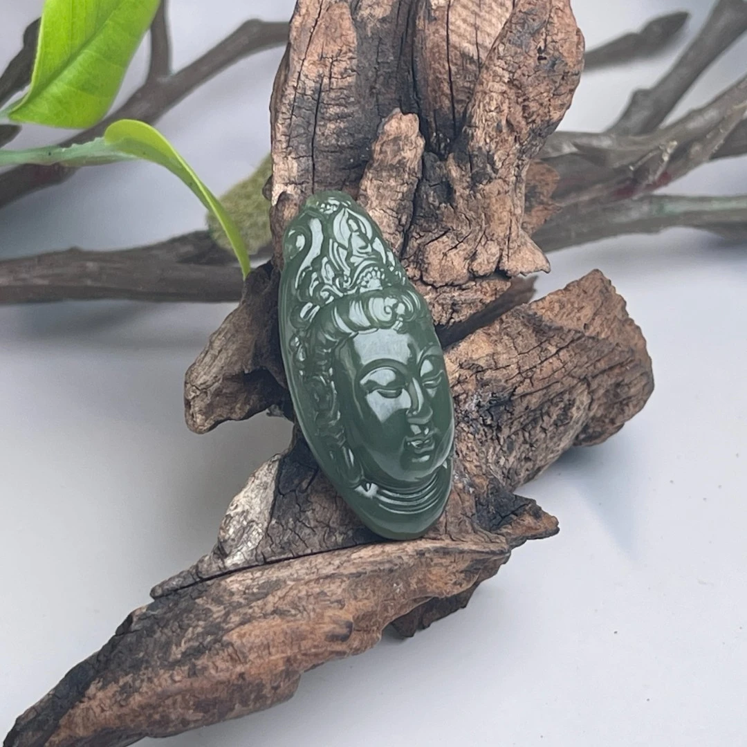 【春日珠宝】菲菲珠宝好*和田玉观音头吊坠