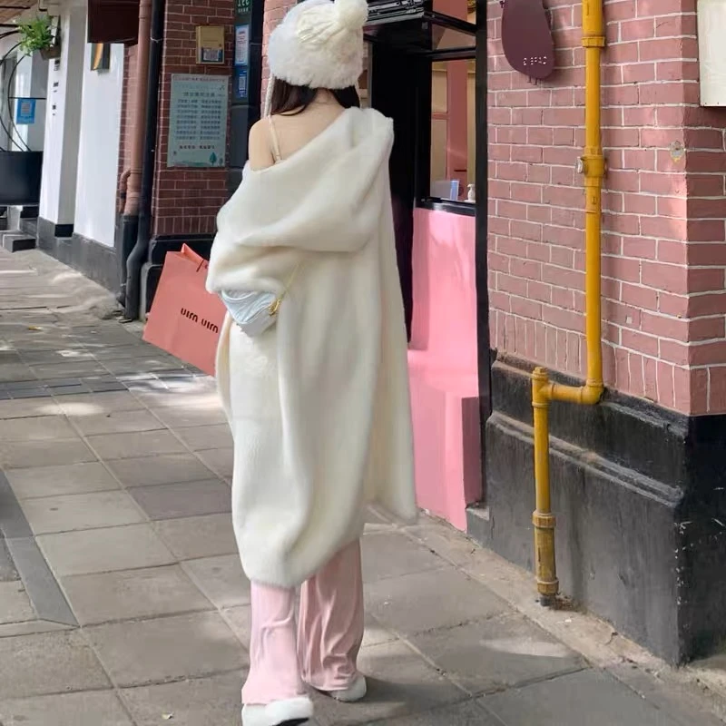 2024秋冬新款水貂毛中长款软糯连帽针织毛衣毛绒绒加厚开衫外套女