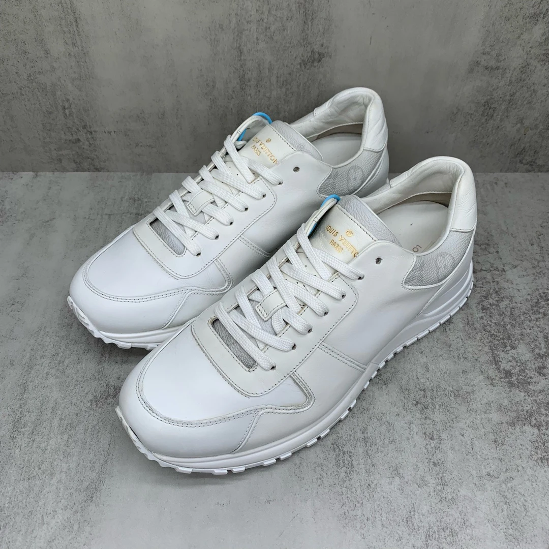 Lv Run Away 白色运动鞋/6码 40码/98新/JZ584