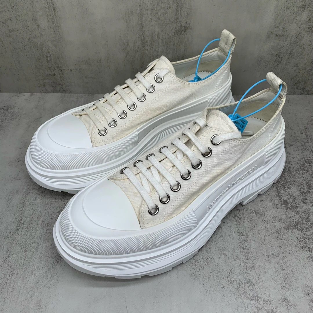 Alexander McQueen 麦昆 米色低帮马丁靴/42码/95新/JZ538/