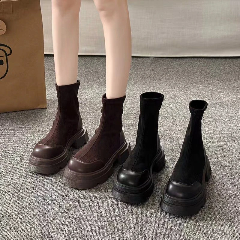 马丁靴女2023年秋季新款显脚小厚底增高粗跟短筒女靴一脚蹬袜筒靴