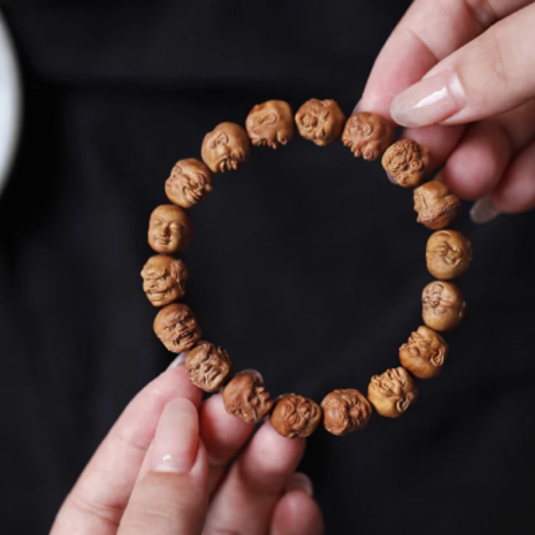 橙亦木作 印度迈索尔正区老山檀十八罗汉1.0黑肉纯手工雕刻单圈