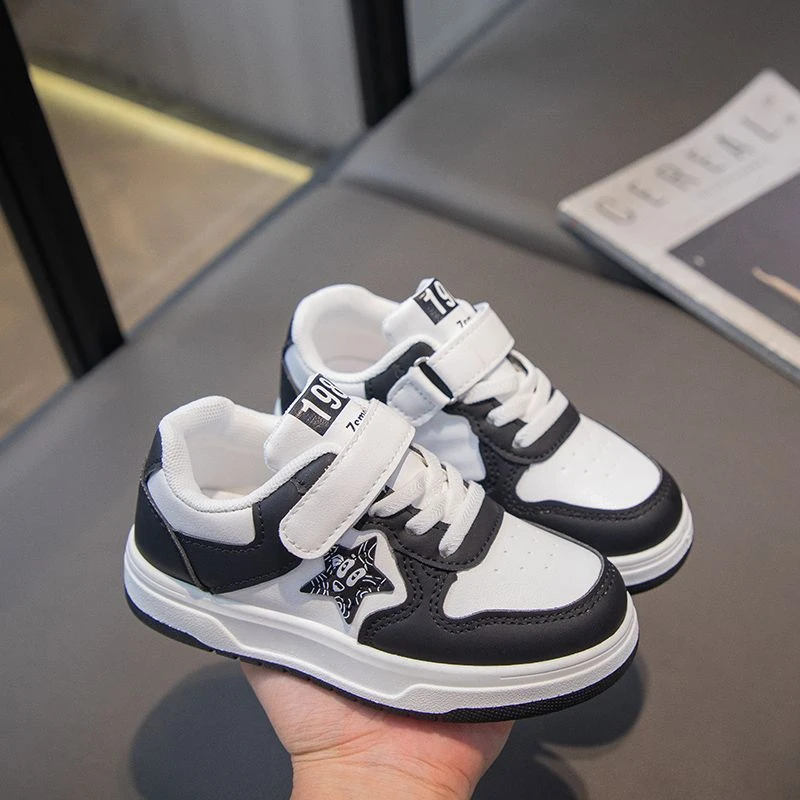 儿童板鞋春秋新款男童鞋子女童单鞋防滑软底休闲鞋小学生运动鞋