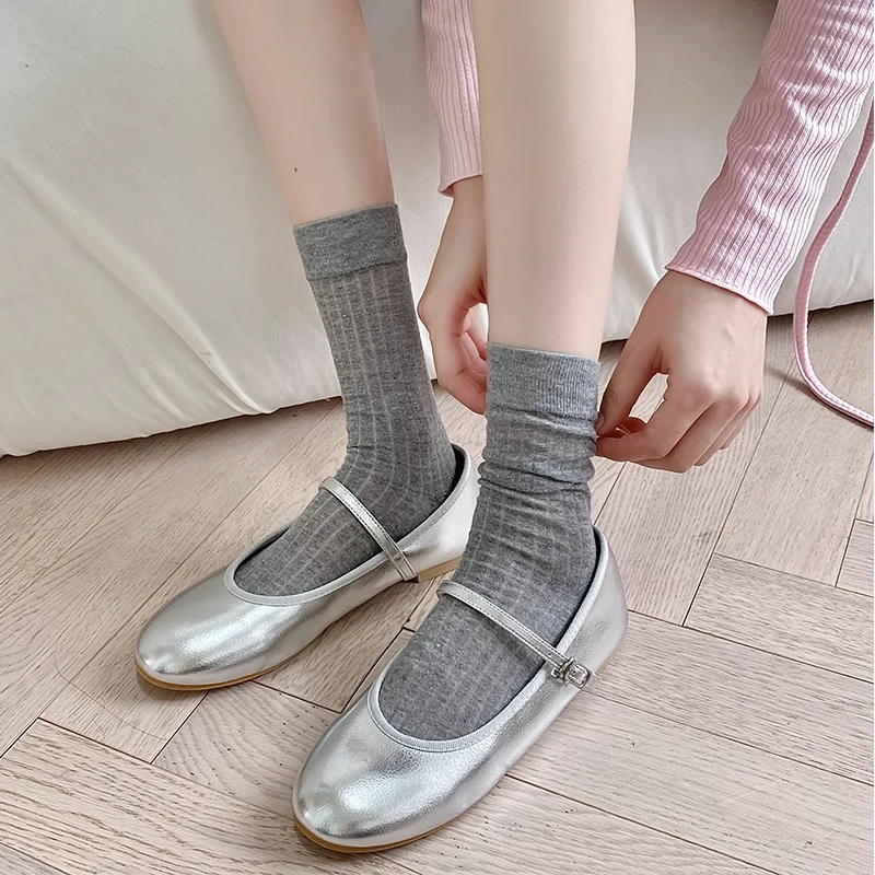 灰色竖条袜子女春夏薄款ins潮miu风走秀款配玛丽珍鞋jk日系堆堆袜